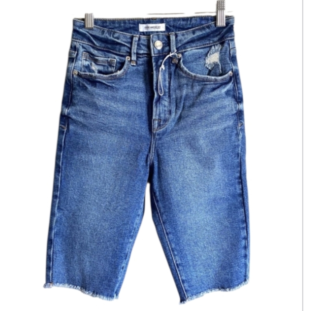 GOOD AMERICAN The Bermuda Denim Shorts